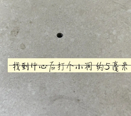 长岛瓷砖空鼓维修公司专业解答在瓷砖铺贴过程中，如果砂料搅拌不均匀，将会带来以下问题